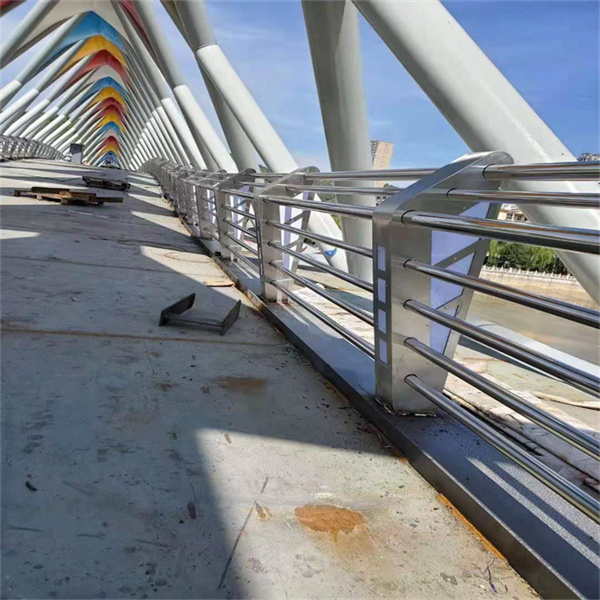 不锈钢河道护栏 灯光护栏